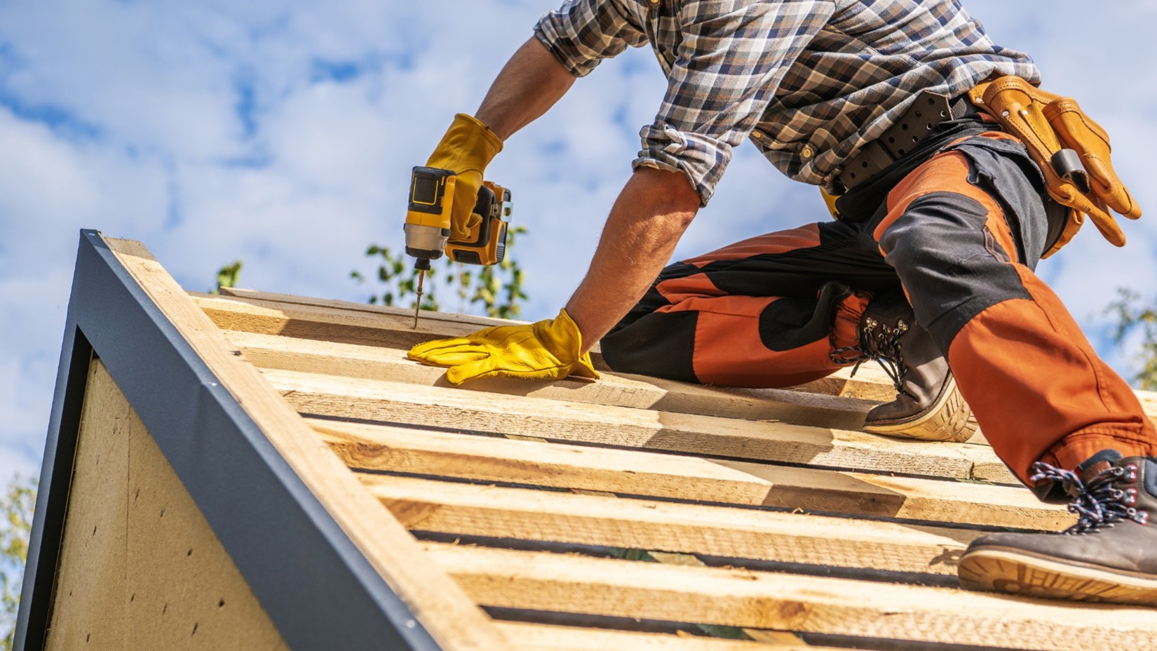 roofing contractor in Lawrence